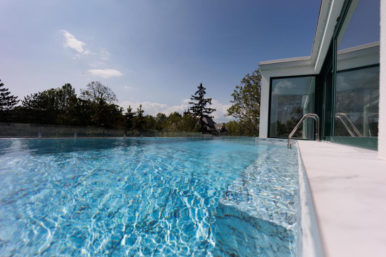 Villa Bauhaus Wellness Apartman Fsz. 1 Шіофок Екстер'єр фото